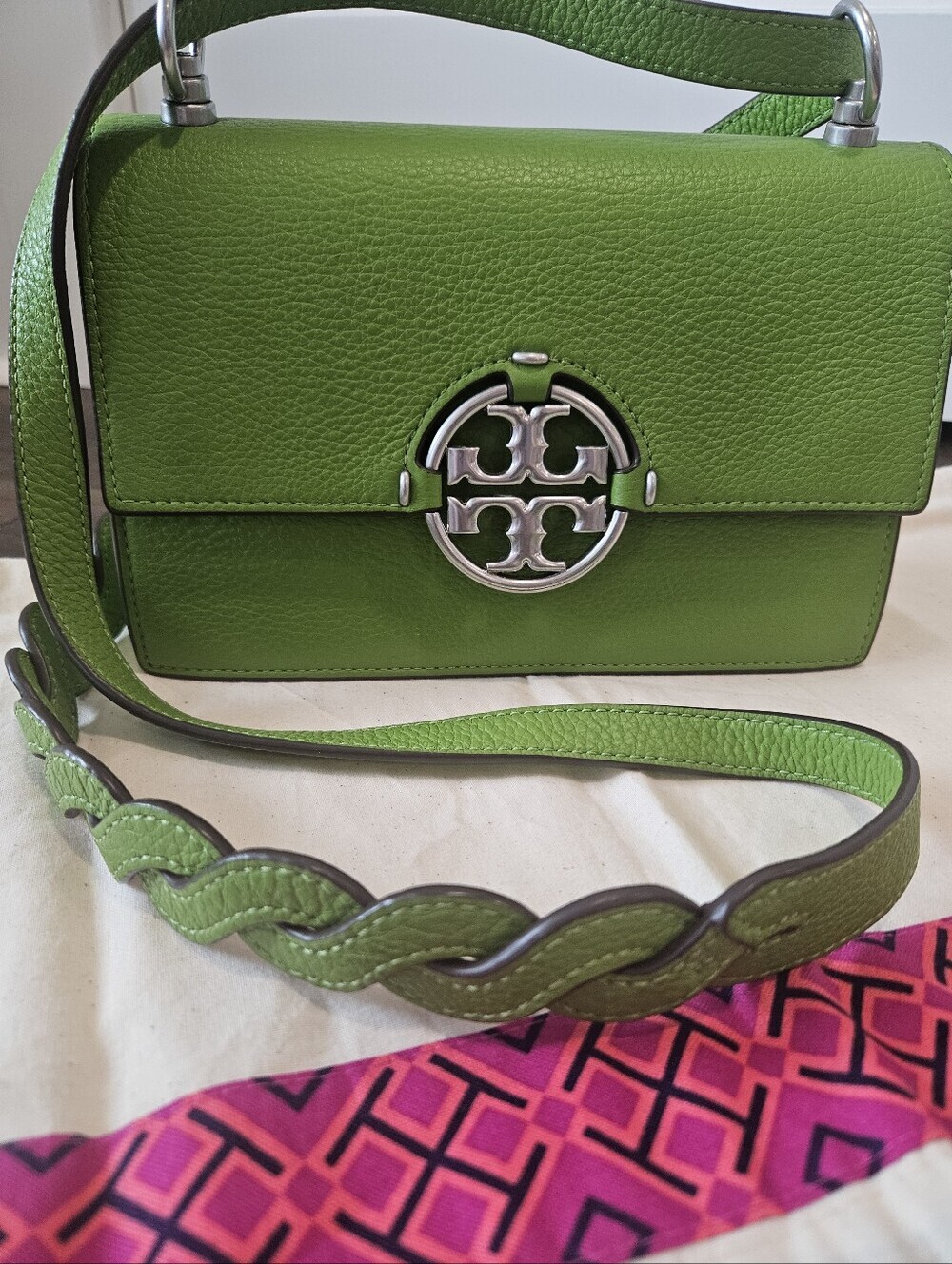 Tory Burch Small Miller Flap Shoulder Bag Wheat Grass Like New + NEW TB Dustbag - Picture 13 of 15